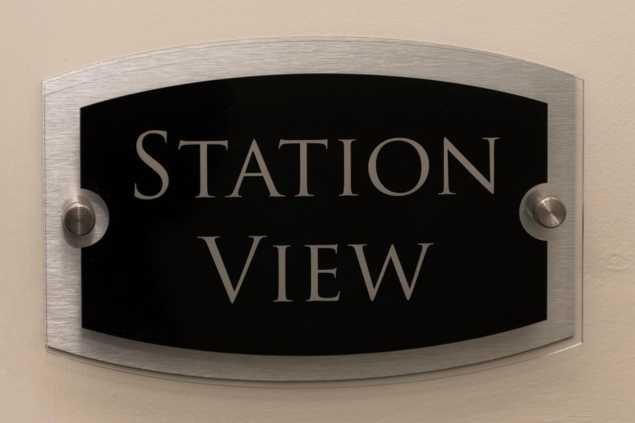 Apartment Station View, *